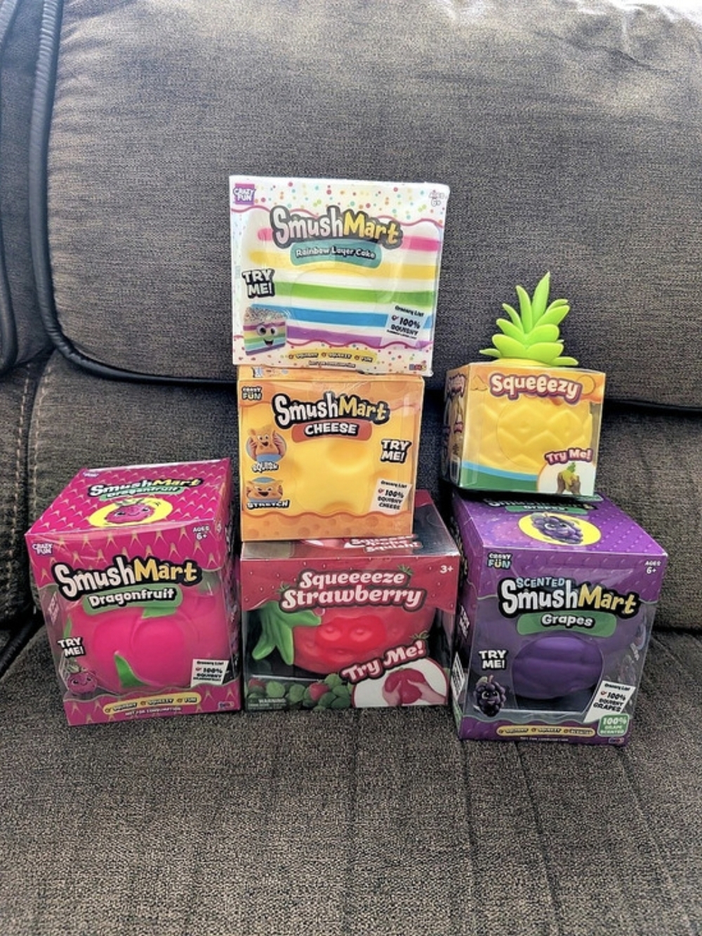 Crazy Fun SmushMart / Squeezy assorted food-shaped squishy toys Food-Shaped